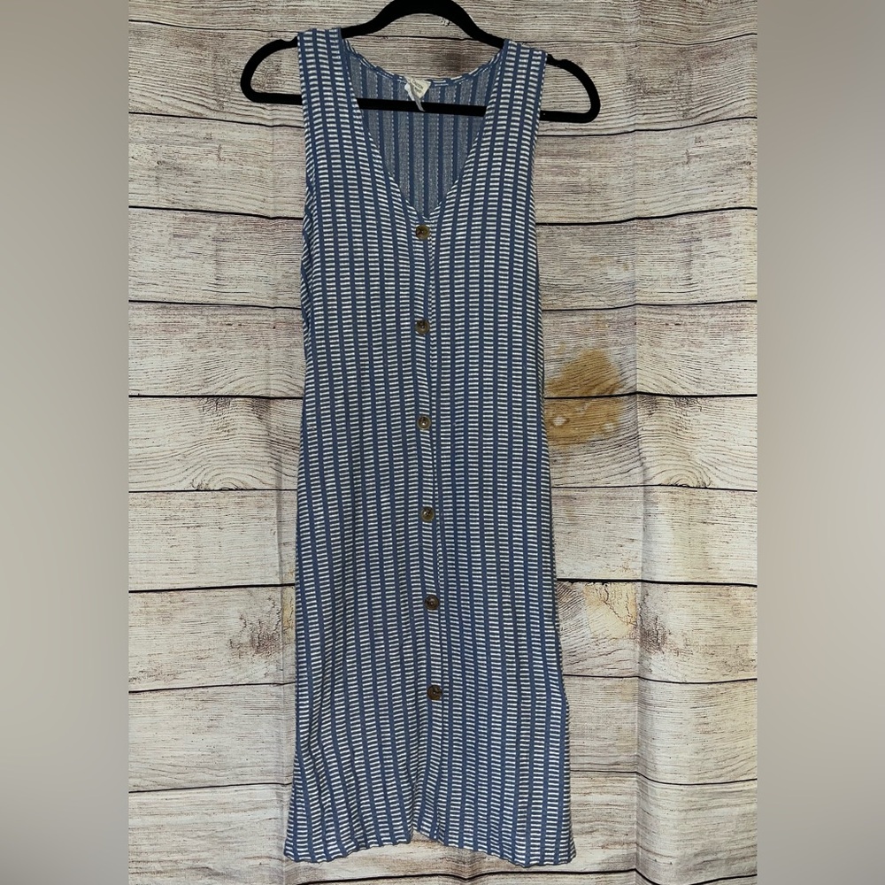 🤎3/$10 Caution To The Wind Blue and White Striped Dress